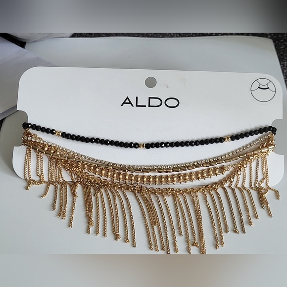 A gold tone Aldo chocker set of 3 with the original packaging - Picture 3 of 5